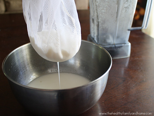 How-To-Make-Homemade-Coconut-Milk