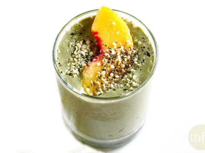 Peachy Green Smoothie | The Healthy Family and Home