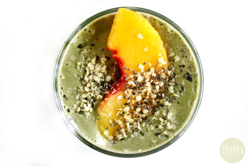 Peachy Green Smoothie | The Healthy Family and Home