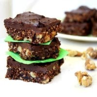 Gluten-Free Vegan Walnut and Oat Brownies | The Healthy Family and Home