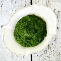 Clean Eating Vegan Spinach Pesto | The Healthy Family and Home