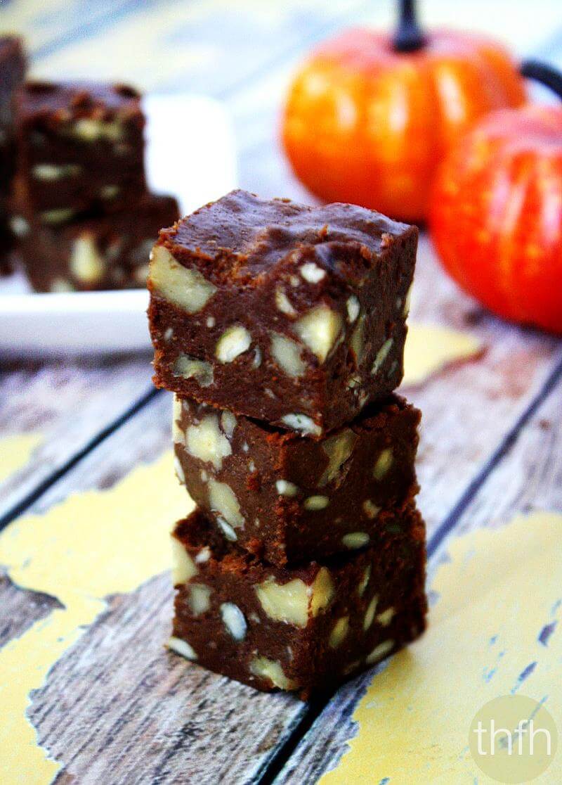 Clean Eating Pumpkin and Pecan Fudge | The Healthy Family and Home