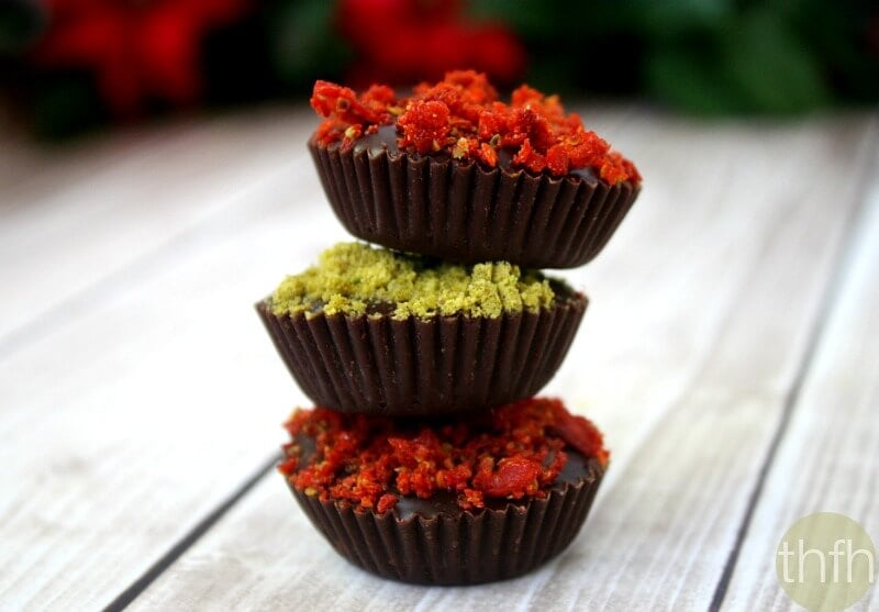 dark-chocolate-cups-with-pistachios-and-goji-berries
