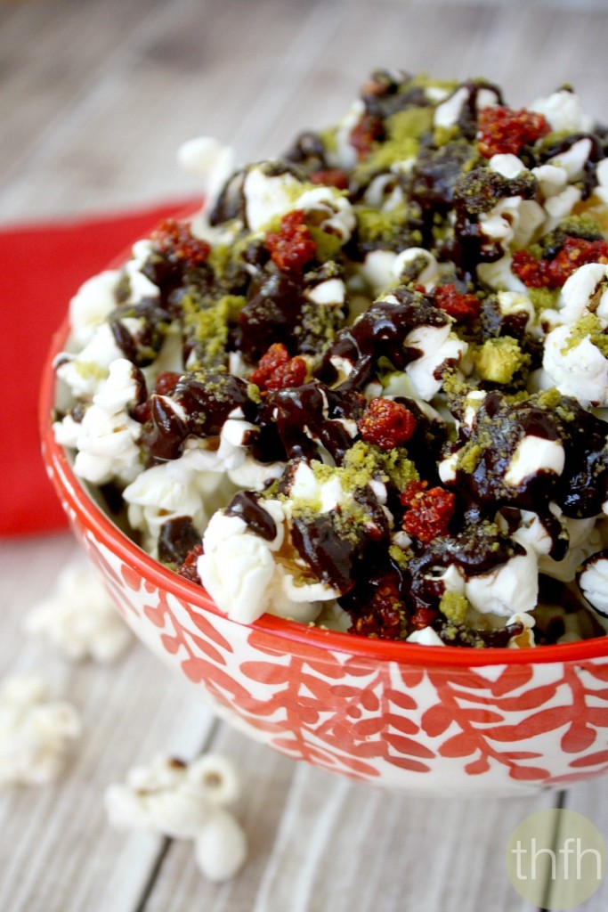 clean-eating-cacao-drizzle-holiday-popcorn