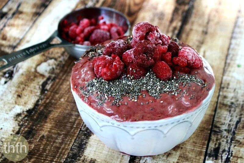 Raspberry Acai Smoothie Bowl | The Healthy Family and Home