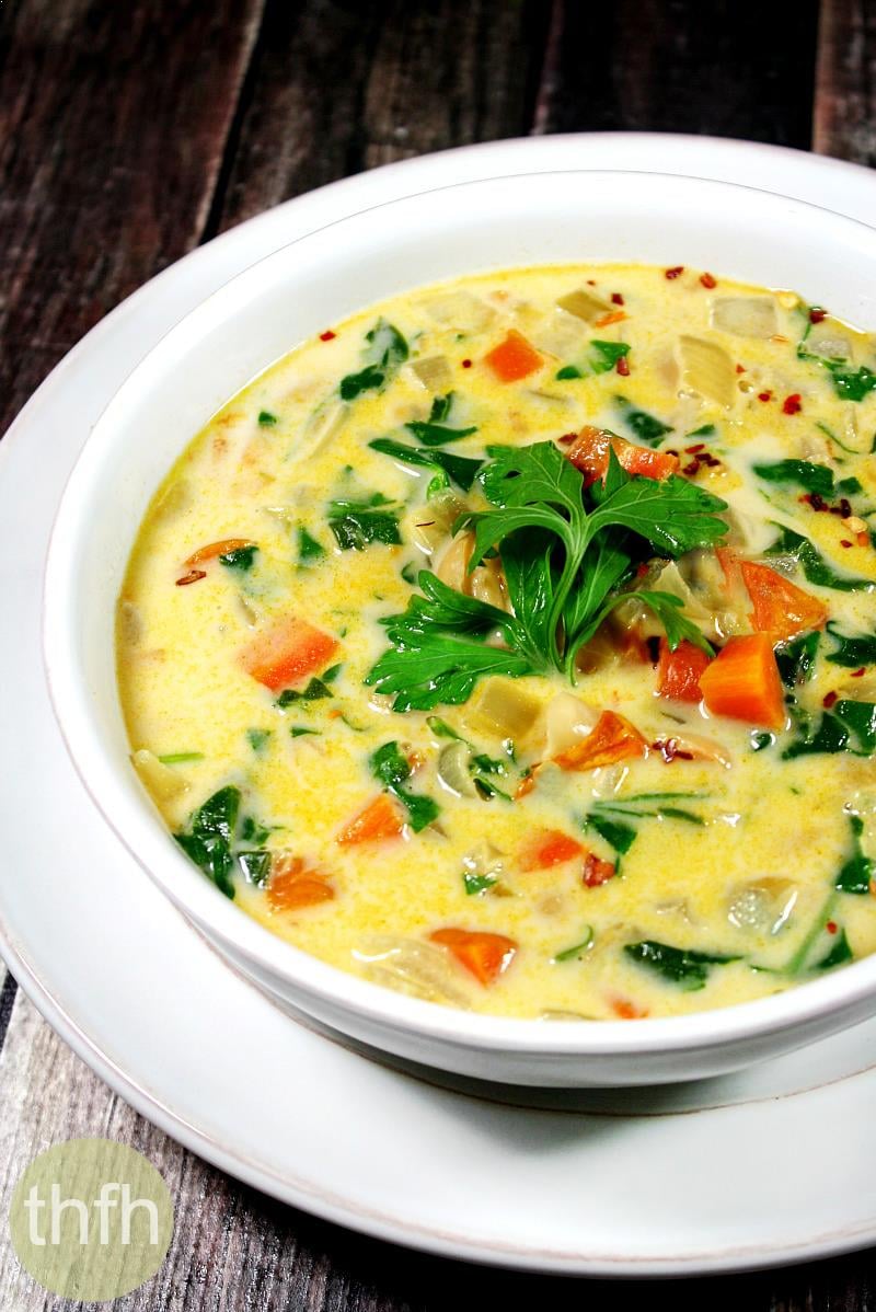 Creamy Vegan Vegetable Minestrone Soup