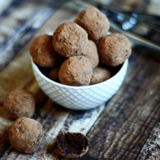 Vegan Chocolate Fudge Truffles | The Healthy Family and Home