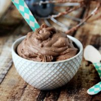 Healthy Vegan Chocolate Mousse | The Healthy Family and Home