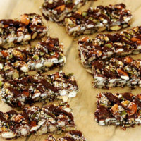 Gluten-Free Vegan Chewy Nut and Seed Bars | The Healthy Family and Home