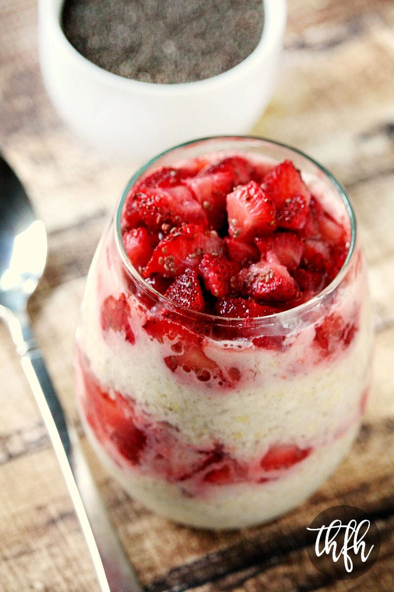 Gluten-Free Vegan Strawberry Chia Seed Overnight Oats | The Healthy Family and Home