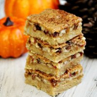 Gluten-Free Vegan Flourless No-Bake Peanut Butter Apple Bars | The Healthy Family and Home