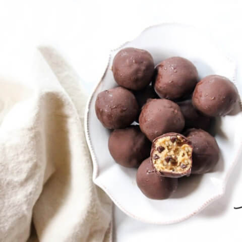 Gluten-Free Vegan No-Bake Chocolate Chip Cookie Dough Balls